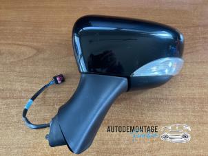 Used Wing mirror, left Renault Clio IV (5R) 1.2 16V Price on request offered by Franken Autodemontage B.V.