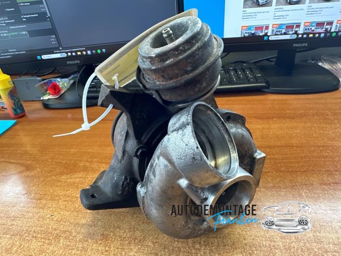 Gebrauchte Turbo Mercedes C (W203) 2.2 C-200 CDI 16V Preis € 150,00 Margenregelung angeboten von Franken Autodemontage B.V.