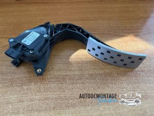 Used Throttle pedal position sensor Renault Clio IV (5R) 1.2 TCE 16V GT EDC Price on request offered by Franken Autodemontage B.V.