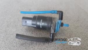 Used Windscreen washer pump Mercedes A (W169) 2.0 A-180 CDI 16V 3-Drs. Price on request offered by Franken Autodemontage B.V.