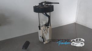 Usados Bomba de gasolina Honda CR-V (RD6/7/8) 2.0i 16V VTEC Precio de solicitud ofrecido por Franken Autodemontage B.V.