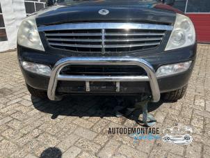 Used Front bumper Ssang Yong Rexton 2.7 Xdi RX/RJ 270 16V Price on request offered by Franken Autodemontage B.V.