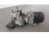 Front wiper motor from a Renault Twingo (C06), 1993 / 2007 1.2, Hatchback, 2-dr, Petrol, 1.149cc, 43kW (58pk), FWD, D7F700; D7F701; D7F702; D7F703; D7F704, 1996-05 / 2007-06, C066; C068; C06G; C06S; C06T 2001