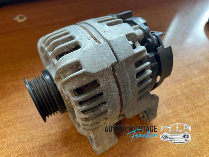 Usagé Dynamo Opel Corsa D 1.0 Prix € 40,00 Règlement à la marge proposé par Franken Autodemontage B.V.