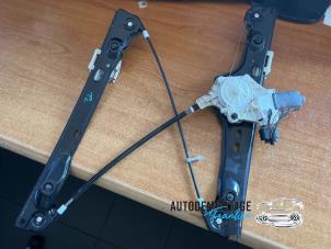 Used Window mechanism 4-door, front right BMW 3 serie (E90) 320d 16V Price on request offered by Franken Autodemontage B.V.
