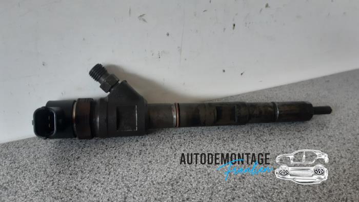 Usagé Injecteurs Kia Sorento Prix € 100,00 Règlement à la marge proposé par Franken Autodemontage B.V.