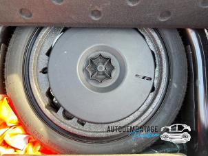 Used Jackkit + spare wheel Audi TT (8N3) 1.8 20V Turbo Quattro Price on request offered by Franken Autodemontage B.V.