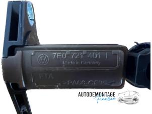 Used Clutch master cylinder Volkswagen Transporter T6 2.0 TSI Price on request offered by Franken Autodemontage B.V.