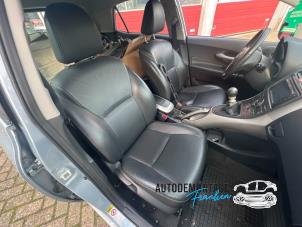 Used Seat, right Toyota Auris (E15) 2.2 D-CAT 16V Price on request offered by Franken Autodemontage B.V.