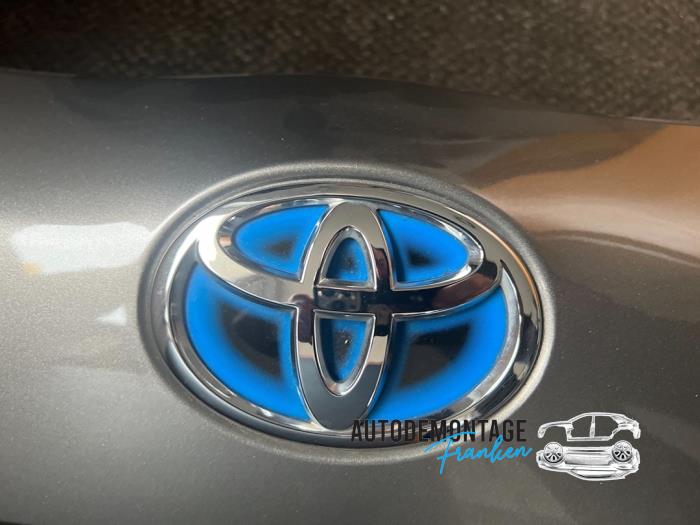 Baguette de coffre d'un Toyota Yaris III (P13) 1.5 16V Hybrid 2020