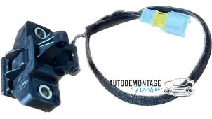 Used Tailgate lock mechanism Renault Clio II (BB/CB) 1.2 16V Price on request offered by Franken Autodemontage B.V.