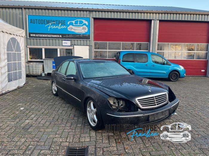 Usados Subchasis Mercedes S (W220) 3.2 S-320 18V Precio de solicitud ofrecido por Franken Autodemontage B.V.