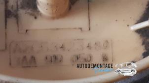 Förderpumpe van een Volkswagen Passat (3C2) 1.9 TDI 2009