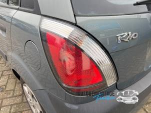 Used Taillight, left Kia Rio II (DE) 1.4 16V Price on request offered by Franken Autodemontage B.V.