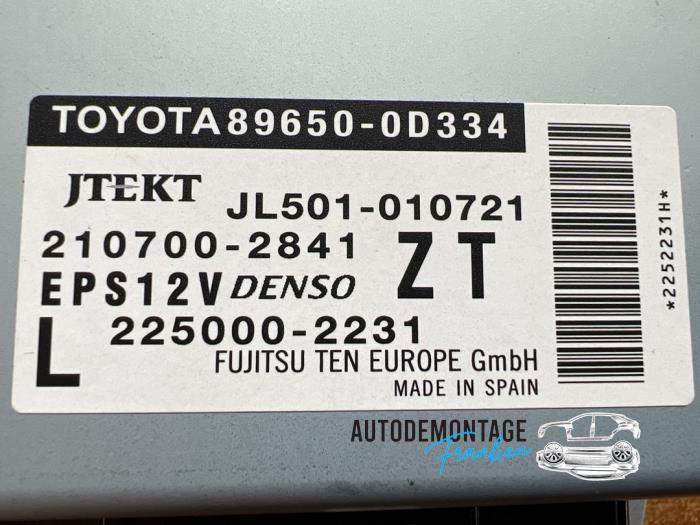 Ordinateur direction assistée d'un Toyota Yaris III (P13) 1.5 16V Hybrid 2020