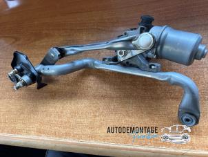 Used Wiper mechanism Toyota Yaris III (P13) 1.5 16V Hybrid Price on request offered by Franken Autodemontage B.V.