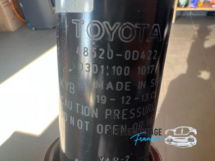 Barre amortisseur avant gauche d'un Toyota Yaris III (P13) 1.5 16V Hybrid 2020