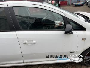 Gebrauchte Tür 4-türig rechts vorne Opel Corsa D 1.4 16V Twinport Preis auf Anfrage angeboten von Franken Autodemontage B.V.
