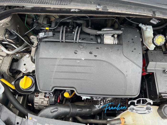 Motor de un Renault Clio III (BR/CR) 1.2 16V 75 2011