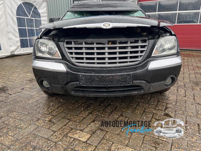 Usados Parachoques Chrysler Pacifica 3.5 V6 24V Precio de solicitud ofrecido por Franken Autodemontage B.V.