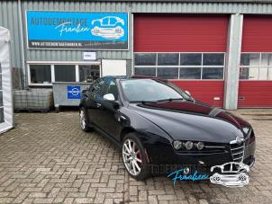 Used Front brake calliper, right Alfa Romeo 159 (939AX) 1.9 JTS 16V Price on request offered by Franken Autodemontage B.V.