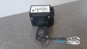 Used Ignition lock + key Mercedes A (W169) 2.0 A-160 CDI 16V 5-Drs. Price on request offered by Franken Autodemontage B.V.