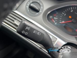 Usados Interruptor de indicador de dirección Audi A6 (C6) 3.0 TDI V6 24V Quattro Precio de solicitud ofrecido por Franken Autodemontage B.V.