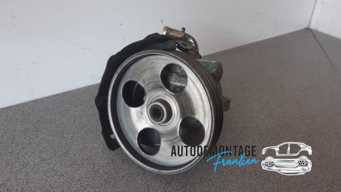 Usagé Pompe de direction Fiat Qubo 1.4 Prix € 50,00 Règlement à la marge proposé par Franken Autodemontage B.V.