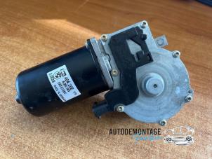 Used Front wiper motor BMW 5 serie (E39) 520d 16V Price on request offered by Franken Autodemontage B.V.
