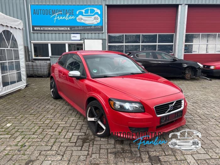 Volvo deals c30 wing