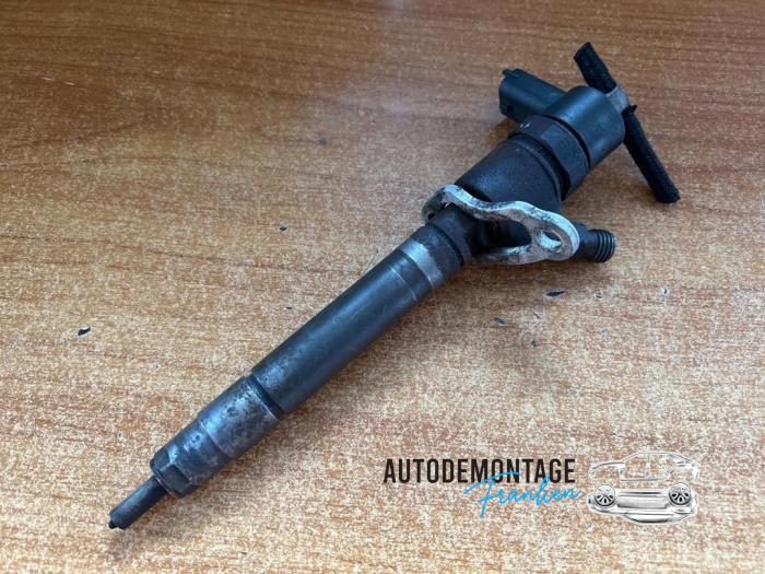 Usagé Injecteurs Volvo C30 (EK/MK) 2.4 D5 20V Prix € 80,00 Règlement à la marge proposé par Franken Autodemontage B.V.
