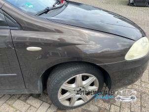 Used Front wing, right Fiat Croma (194) 2.2 MPI 16V Price on request offered by Franken Autodemontage B.V.