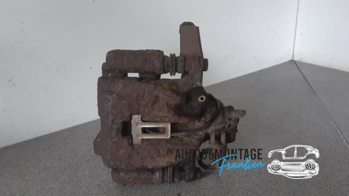 Gebrauchte Bremszange links hinten Ford Galaxy (WGR) 2.8i V6 24V Preis € 40,00 Margenregelung angeboten von Franken Autodemontage B.V.