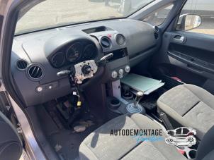 Usagé Set de airbag Mitsubishi Colt (Z2/Z3) 1.3 16V Prix sur demande proposé par Franken Autodemontage B.V.
