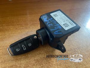 Used Ignition lock + key Audi A6 Avant (C6) 2.7 TDI V6 24V Price on request offered by Franken Autodemontage B.V.
