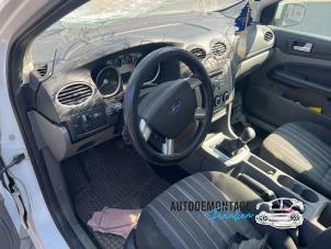 Gebrauchte Vollzähligkeit Airbags Ford Focus 2 Wagon 1.8 TDCi 16V Preis auf Anfrage angeboten von Franken Autodemontage B.V.