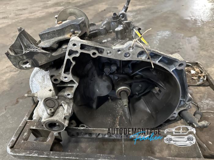 Gearbox from a Citroën C4 Picasso (UD/UE/UF) 1.6 HDi 16V 110 2008