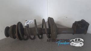 Used Front shock absorber rod, left Renault Clio II (BB/CB) 1.2 Price on request offered by Franken Autodemontage B.V.