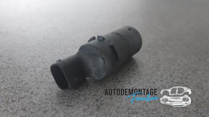 Usados Sensor PDC Renault Espace (JK) 2.0 dCi 16V 150 FAP Precio € 25,00 Norma de margen ofrecido por Franken Autodemontage B.V.