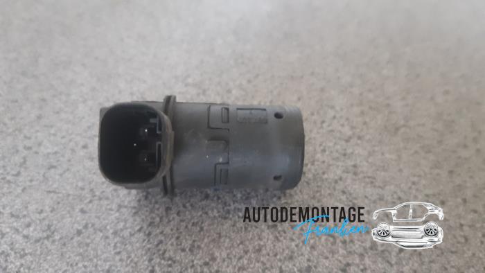 Usados Sensor PDC Renault Espace (JK) 2.0 dCi 16V 150 FAP Precio € 25,00 Norma de margen ofrecido por Franken Autodemontage B.V.