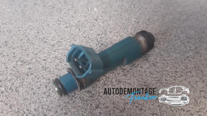 Injector (petrol injection) from a Mazda 2 (DE) 1.3 16V S-VT High Power 2008