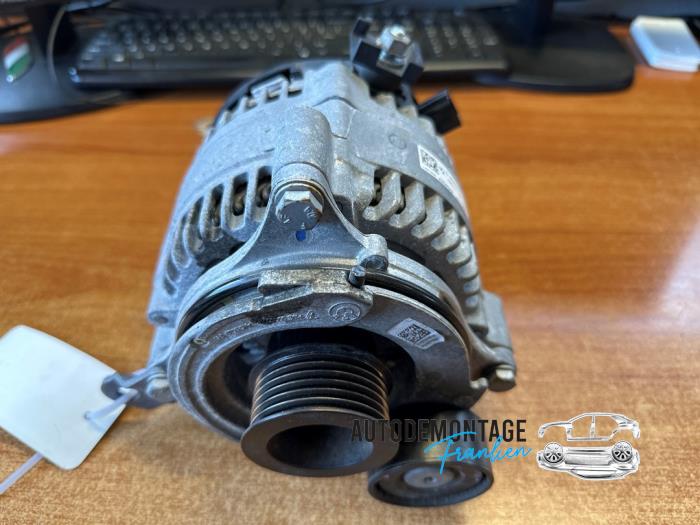 Begagnade Dynamo BMW 1 serie (F20) 116i 1.5 12V Pris € 80,00 Marginaltabell erbjuds av Franken Autodemontage B.V.