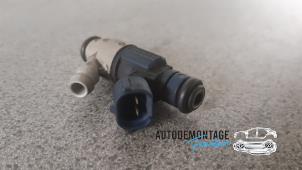 Used Injector (petrol injection) Volkswagen New Beetle (1Y7) 2.0 Price on request offered by Franken Autodemontage B.V.