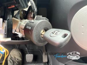 Used Ignition lock + key Toyota Aygo (B10) 1.0 12V VVT-i Price on request offered by Franken Autodemontage B.V.