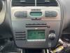 Reproductor de CD y radio de un Seat Toledo (5P2) 1.6 2005