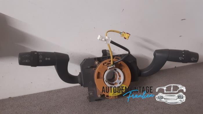 Usagé Commodo d'essuie glace Fiat Ducato (250) 2.2 D 100 Multijet Euro 4 Prix € 60,00 Règlement à la marge proposé par Franken Autodemontage B.V.