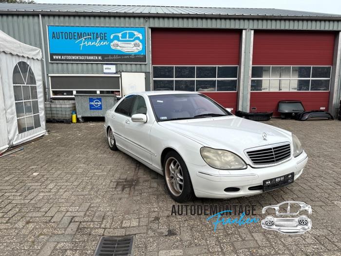 Usados Subchasis Mercedes S (W220) 3.2 S-320 18V Precio de solicitud ofrecido por Franken Autodemontage B.V.