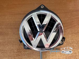 Używane Uchwyt tylnej klapy Volkswagen Golf VII (AUA) 2.0 GTI 16V Cena na żądanie oferowane przez Franken Autodemontage B.V.