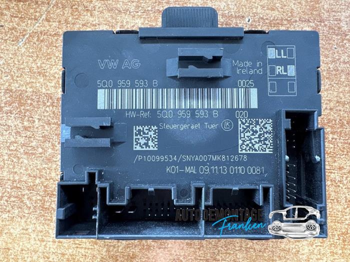 Używane Modul Comfort Volkswagen Golf VII (AUA) 2.0 GTI 16V Cena € 30,00 Procedura marży oferowane przez Franken Autodemontage B.V.