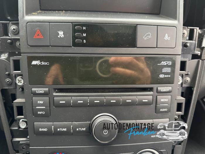 Reproductor de CD y radio de un Chevrolet Captiva (C100) 2.0 CDTI 16V 150 4x4 2007